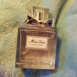 Miss Dior blooming bouquet